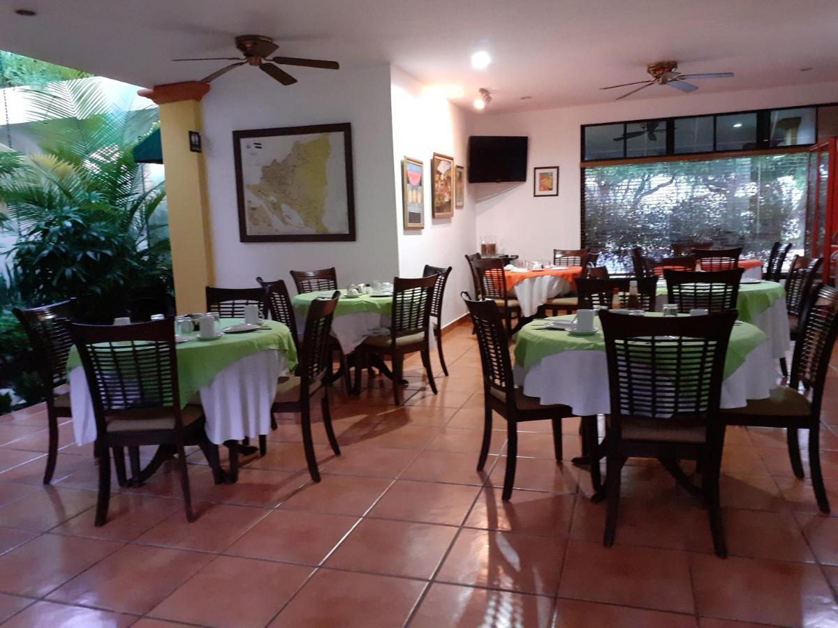 Hotel Brandts Los Robles De San Juan Managua Extérieur photo