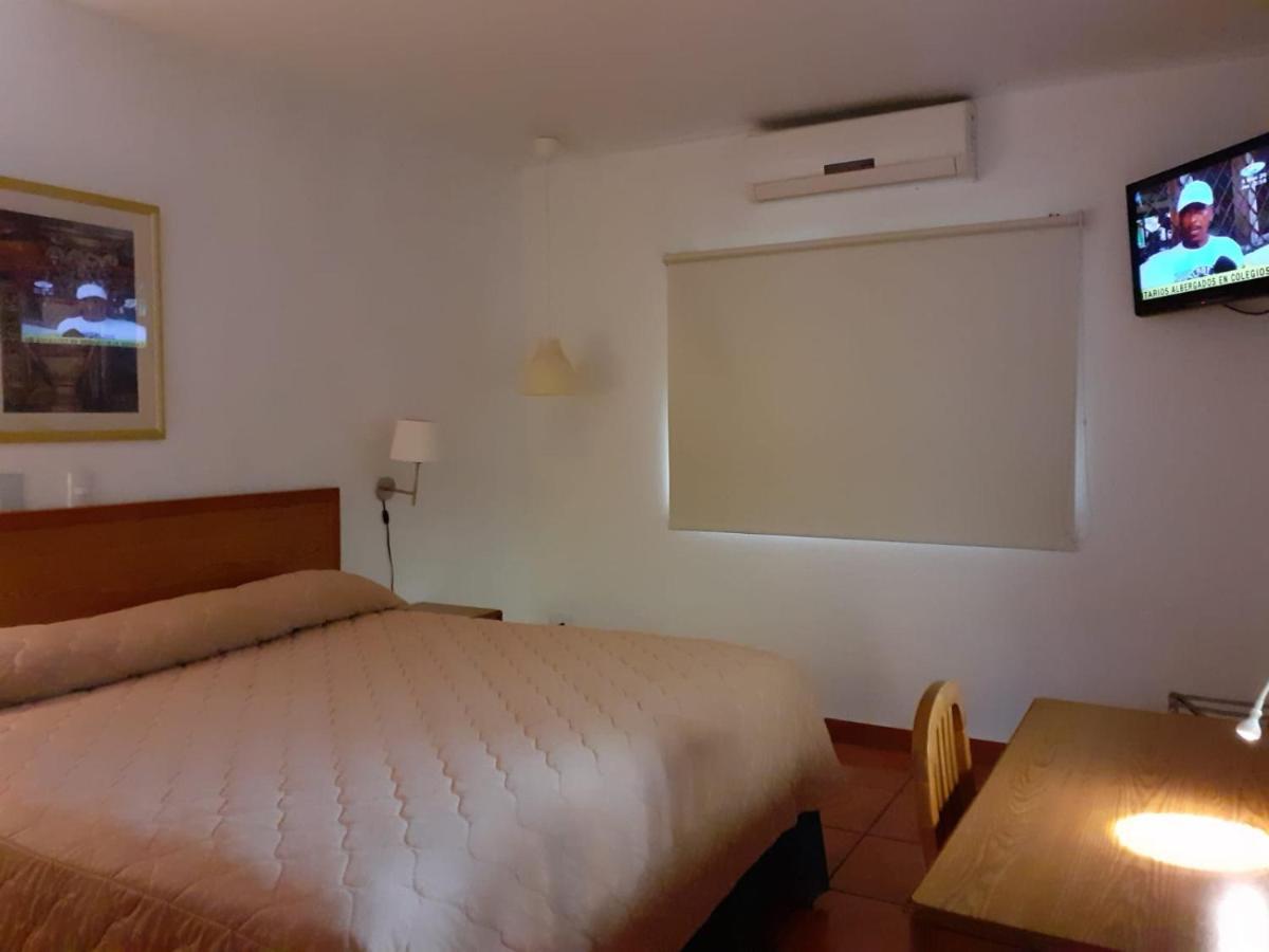 Hotel Brandts Los Robles De San Juan Managua Extérieur photo