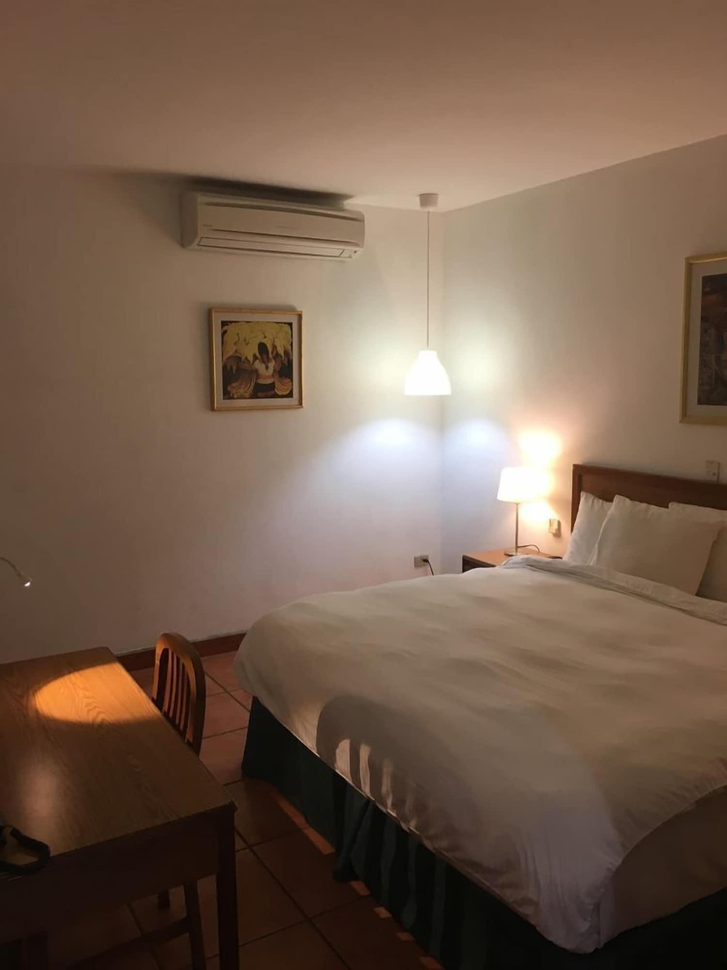 Hotel Brandts Los Robles De San Juan Managua Extérieur photo
