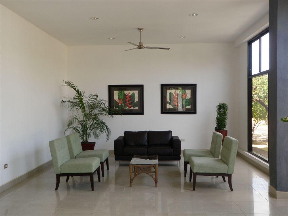 Hotel Brandts Los Robles De San Juan Managua Extérieur photo
